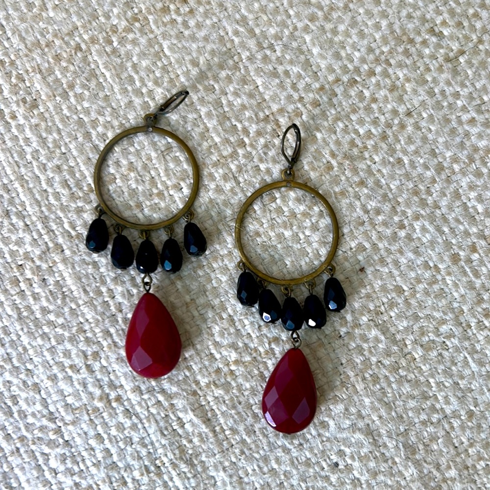 Chandelier earrings